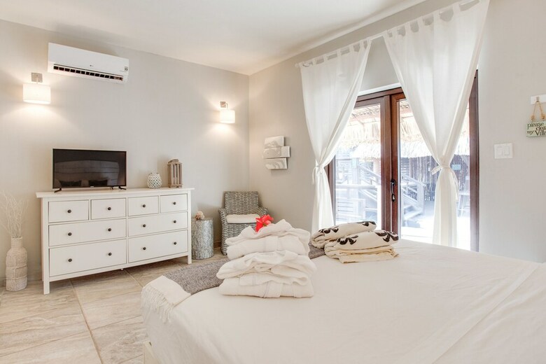 Caribbean Beach Cabanas - A Pur Hotel