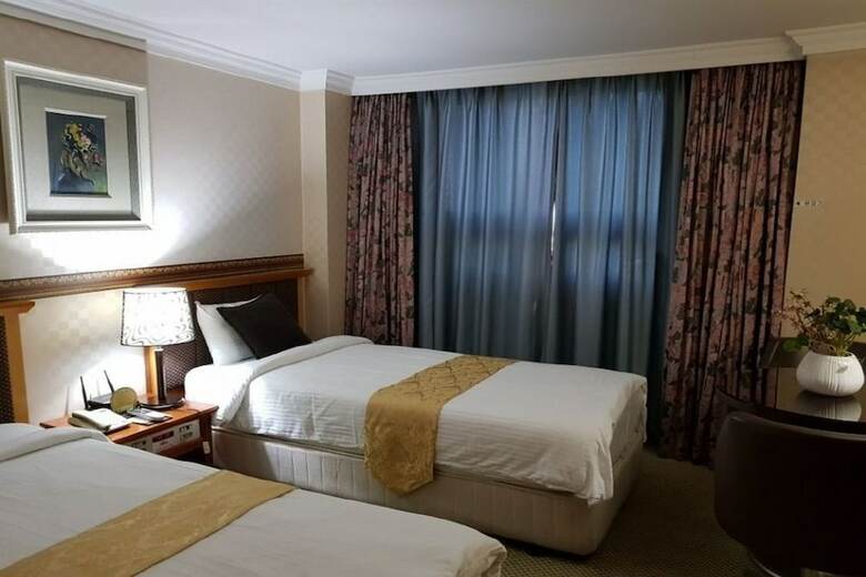 Prime Tourist Hotel