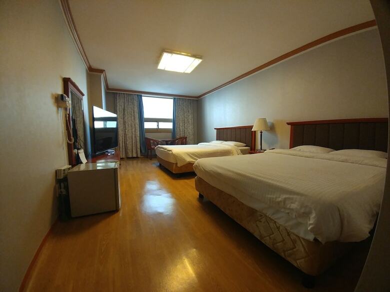 Prime Tourist Hotel
