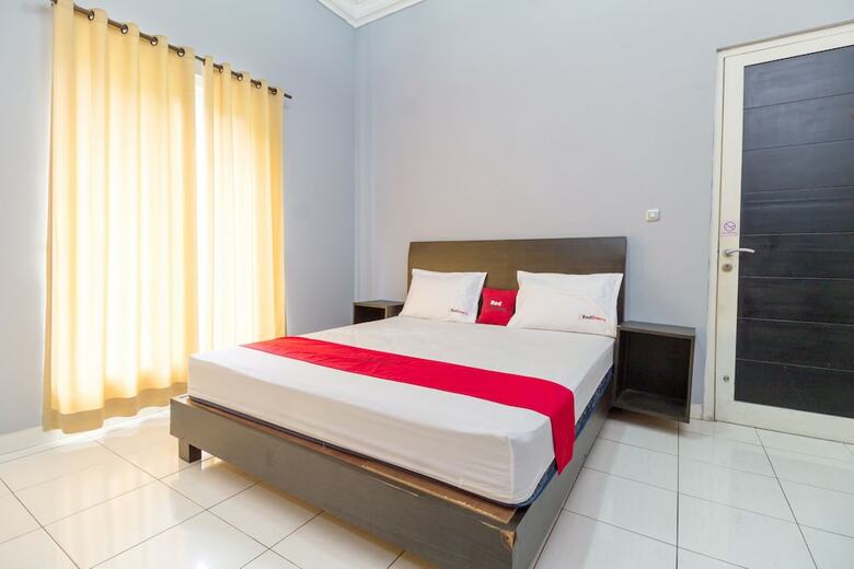 Hotel Reddoorz Near Kebun Raya Bogor