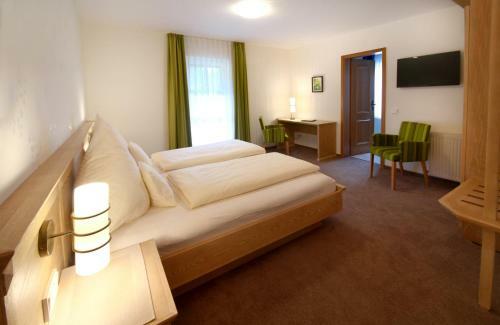 Hostal Pension Haus Am Rothen Berg