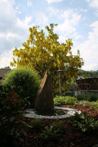 Hostal Pension Haus Am Rothen Berg