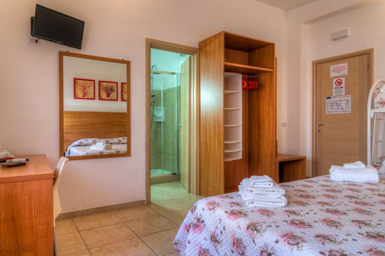 Hotel Aquarium Residence