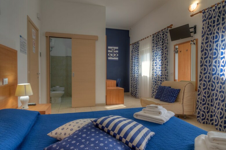 Hotel Aquarium Residence