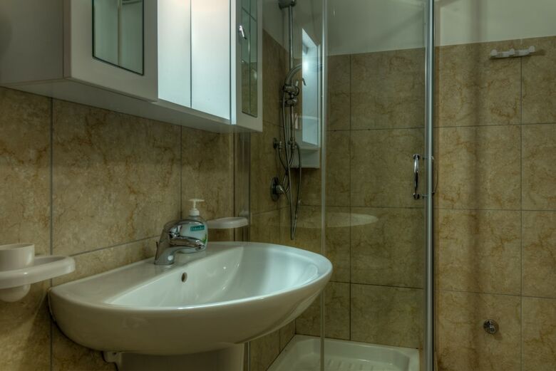 Hotel Aquarium Residence