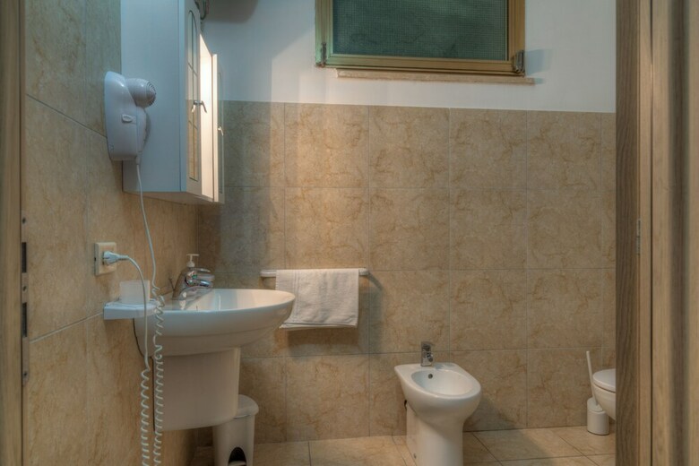 Hotel Aquarium Residence