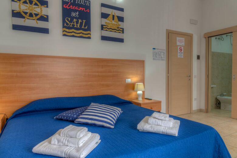 Hotel Aquarium Residence