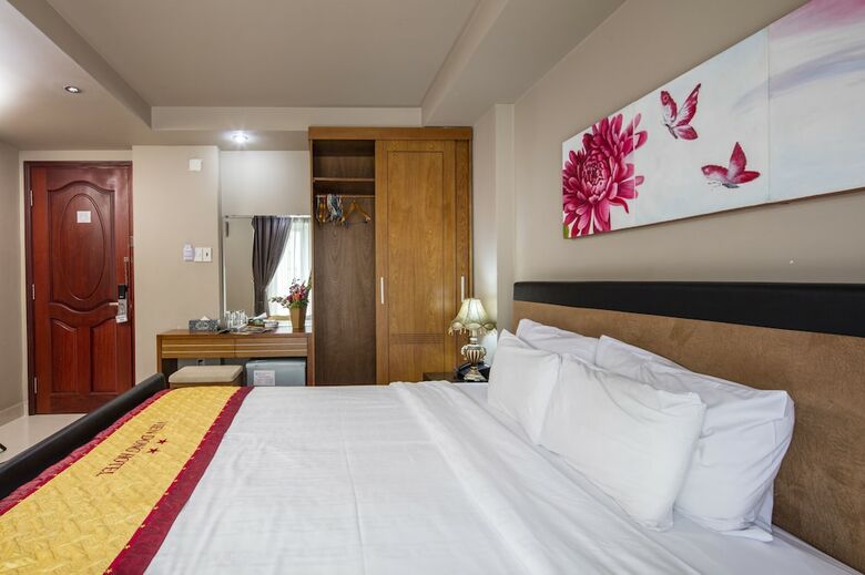 South Saigon Hotel