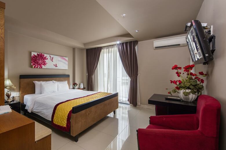 South Saigon Hotel