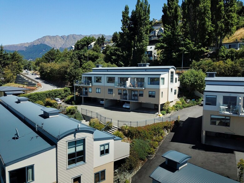 Amazing Queenstown Luxury Apartment