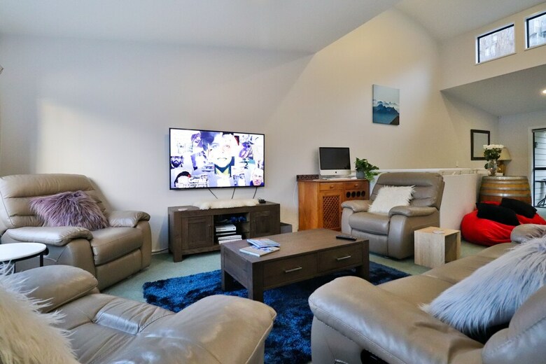 Amazing Queenstown Luxury Apartment