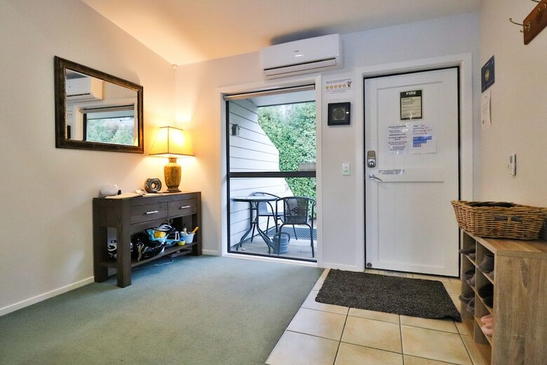 Amazing Queenstown Luxury Apartment