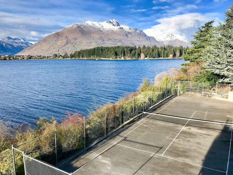 Amazing Queenstown Luxury Apartment