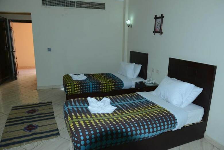 La Sirena Hotel Beach Resort