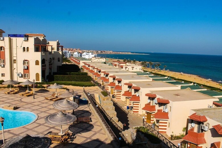 La Sirena Hotel Beach Resort