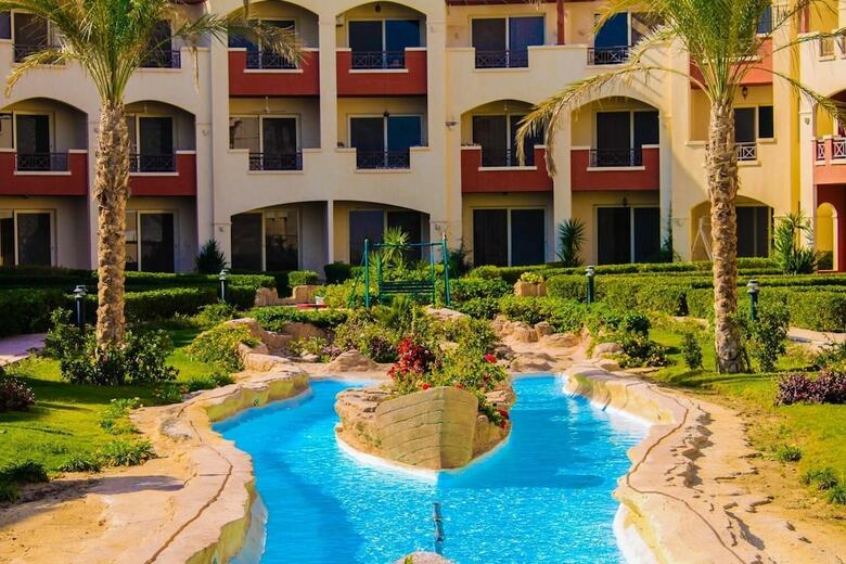 La Sirena Hotel Beach Resort