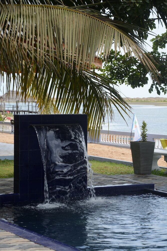 Hotel Dinuda Resort