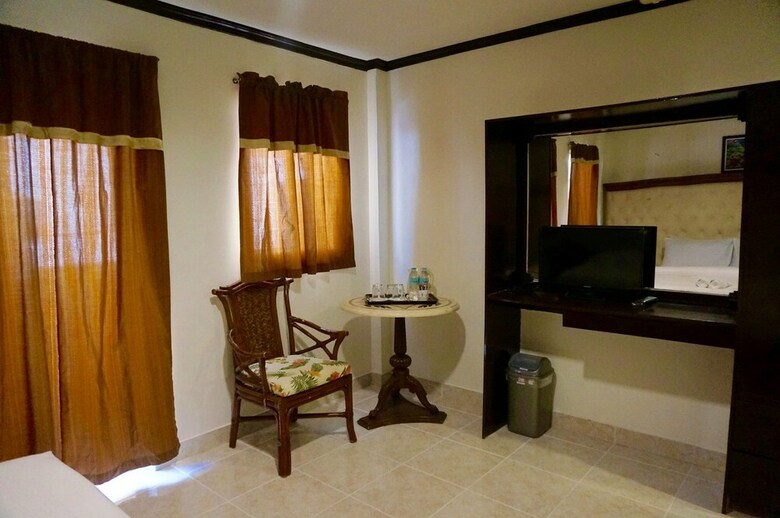 Hotel Av Seven Resort