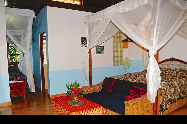 Aahh Bali Bed And Breakfast