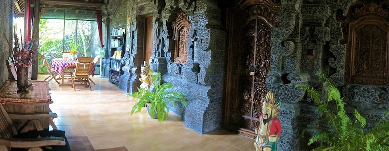 Aahh Bali Bed And Breakfast