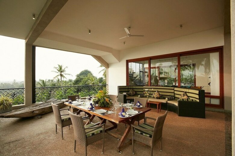 Kambura Villa