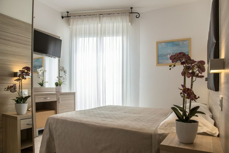 Hotel Prestige