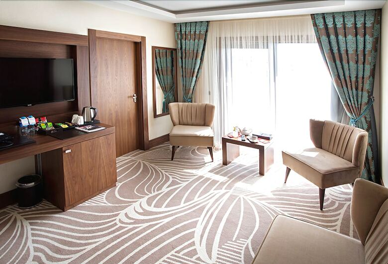 Hotel Ramada By Wyndham Yalova