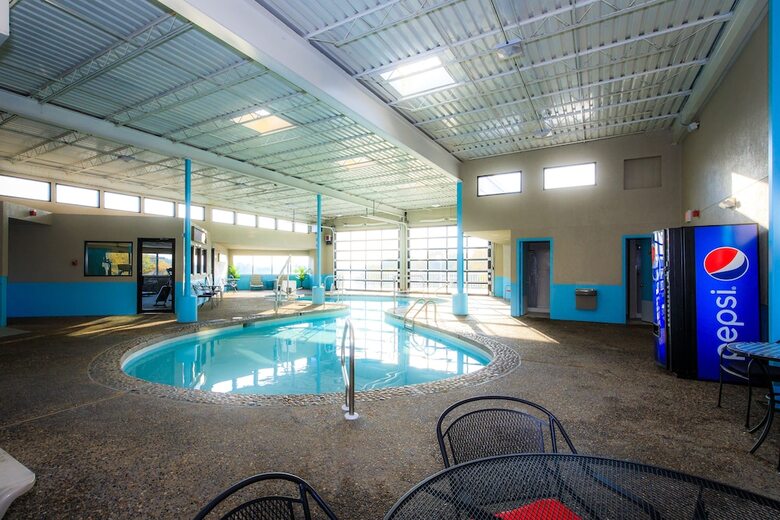 Hotel The Lodge At Port Arrowhead