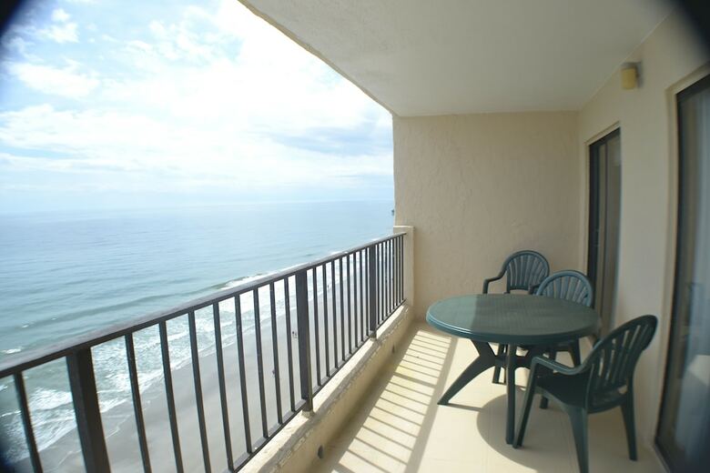 Atalaya Towers By Capital Vacations
