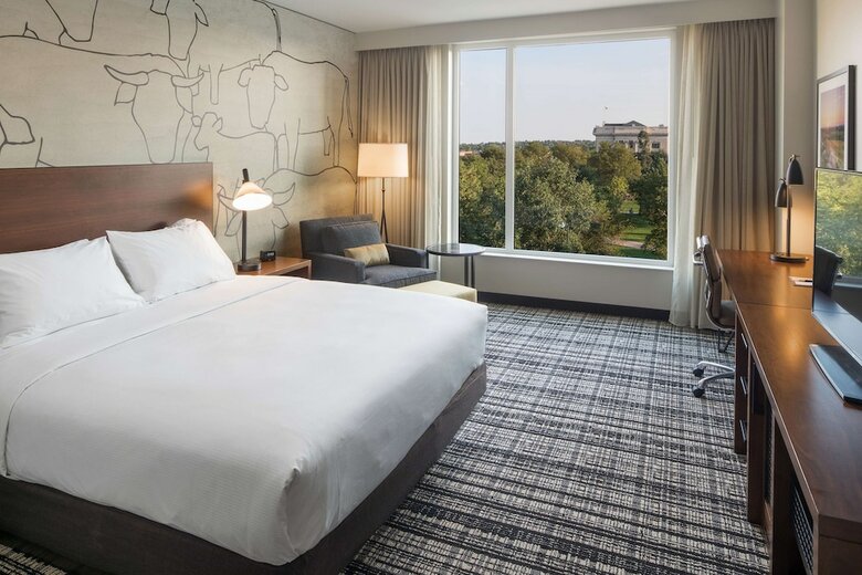 Hotel Doubletree By Hilton Greeley At Lincoln Park