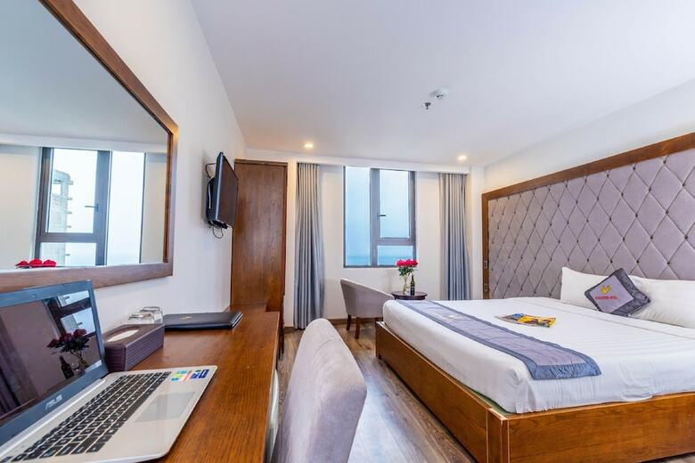 Royal Charm Hotel
