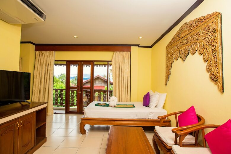 Hotel Buri Beach Resort