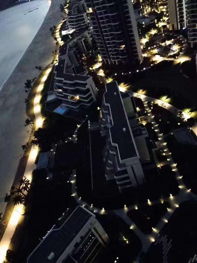 Hulusea Hotel Resort