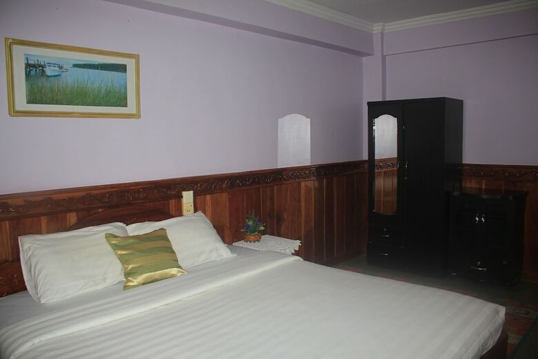 Spring Park Hotel