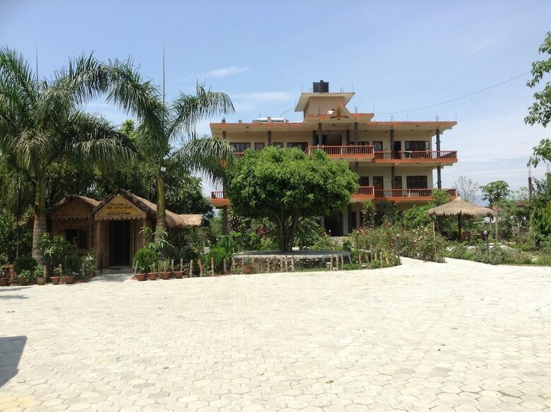 Hotel Eden Jungle Resort