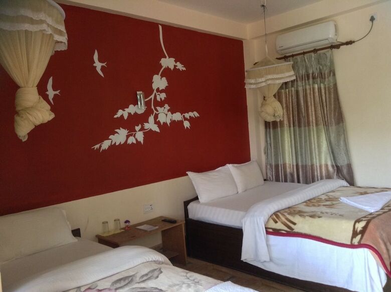 Hotel Eden Jungle Resort