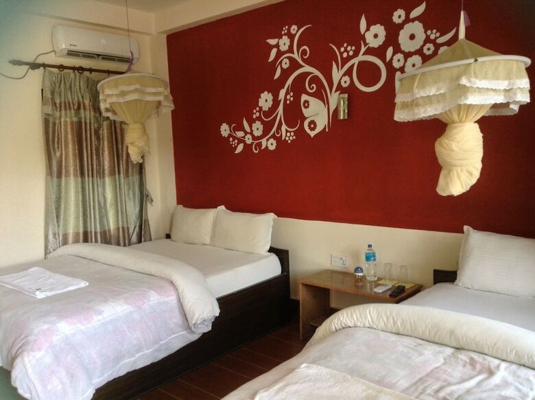 Hotel Eden Jungle Resort