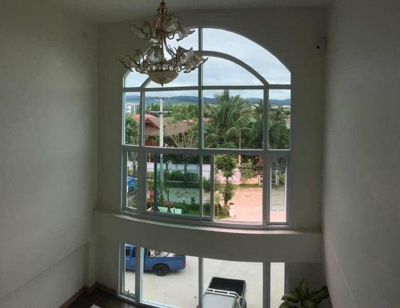 Maesot Siri Hotel