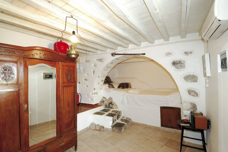 Apartamentos Kastro Milos