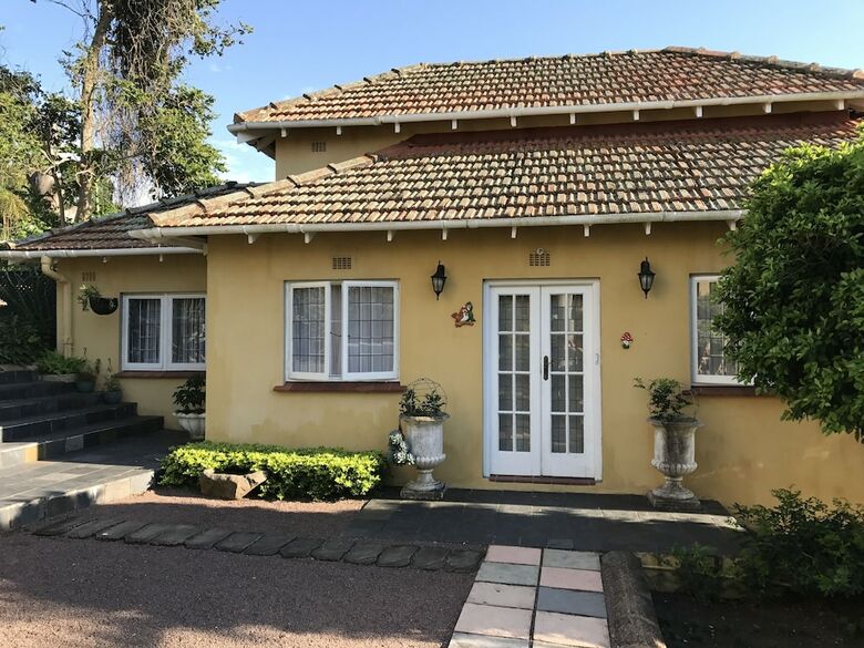 Hotel Edens Guest House