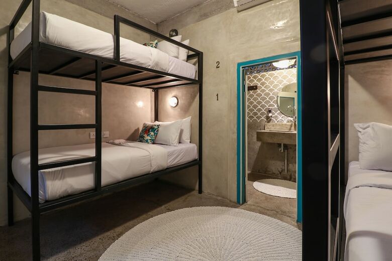 Hostal Kosta Hostel Seminyak