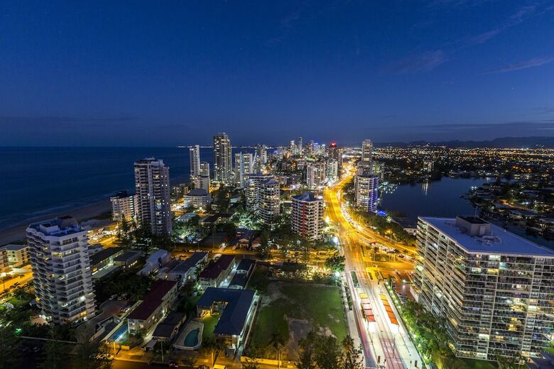 Apartamentos Artique Surfers Paradise