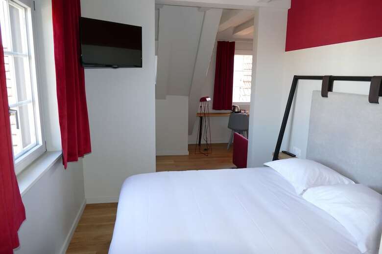 Hotel H�tel Aigle D'or