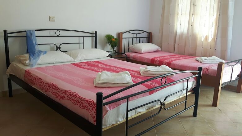 Depis Bay Apartments