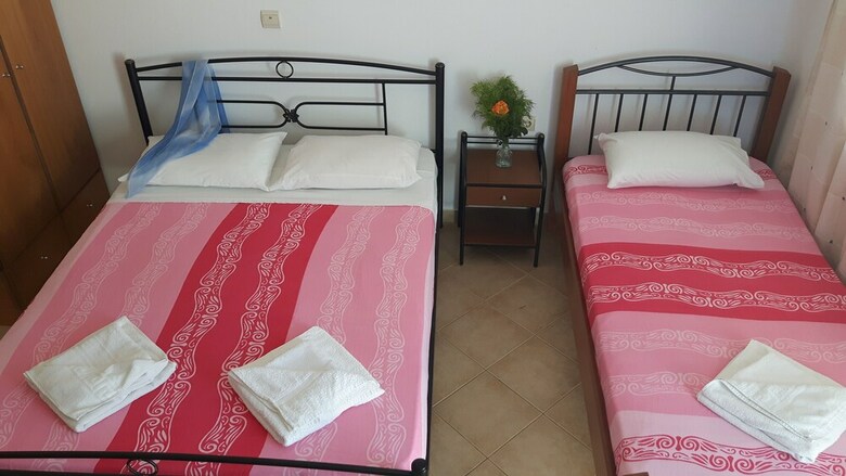 Depis Bay Apartments