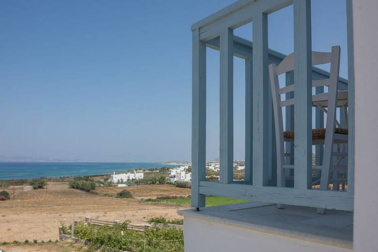 Depis Bay Apartments