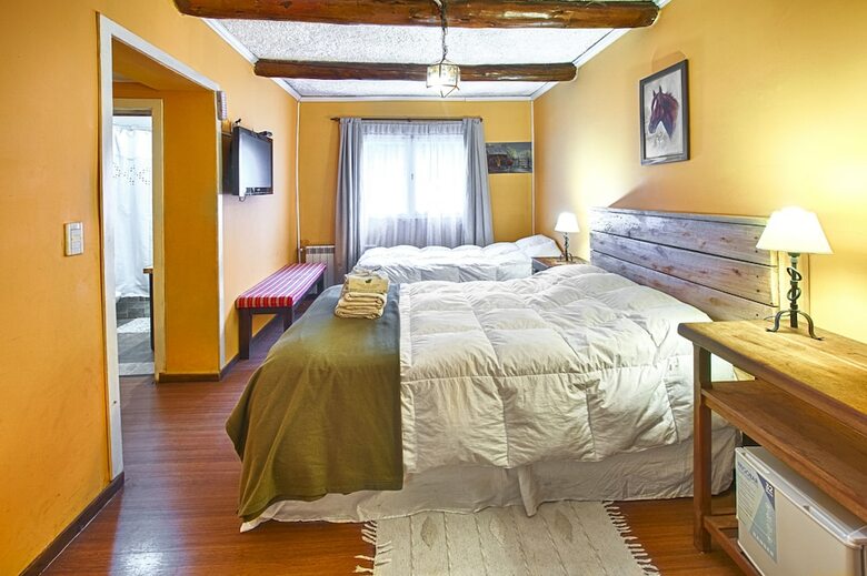 Bed & Breakfast Equs Posada De Campo