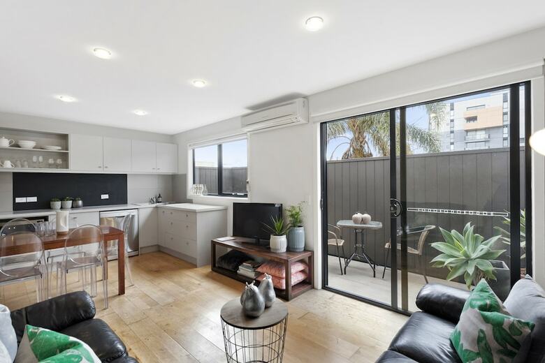 Manallack Apartments Boyd And Whiteley