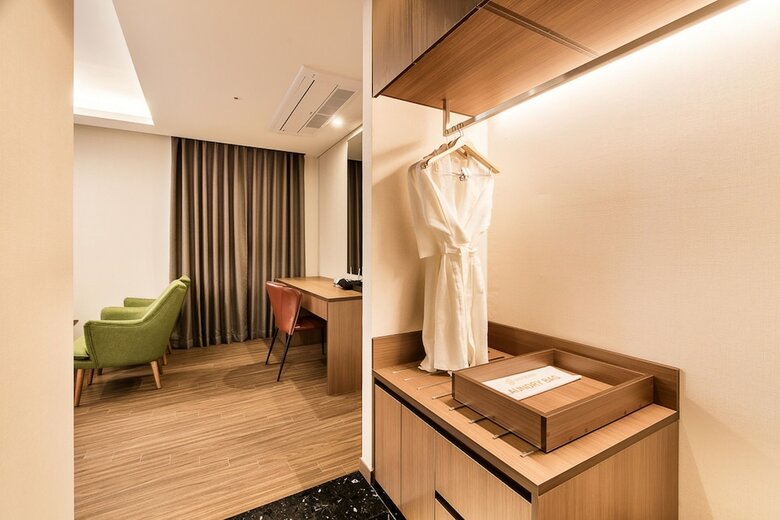 Wd Hotel