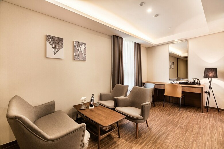 Wd Hotel
